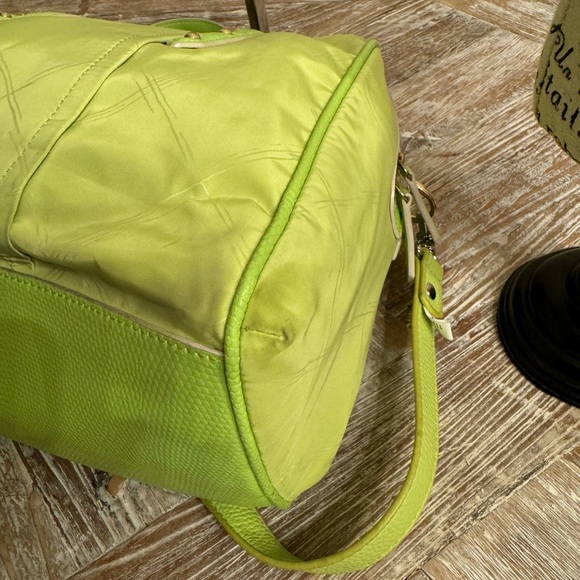 Vera Bradley Lime Green poly satchel crossbody purse Bundle with Vera Blouse - Picture 9 of 14